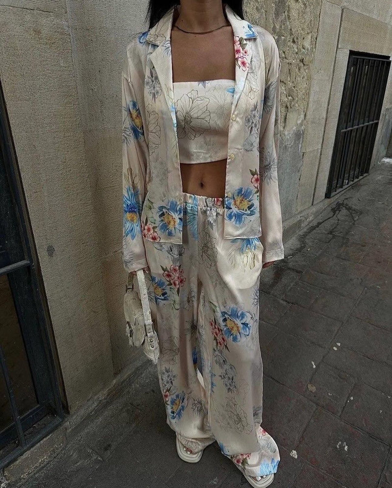 Kimono Singapore tre pezzi in raso 🤍🩵🩷